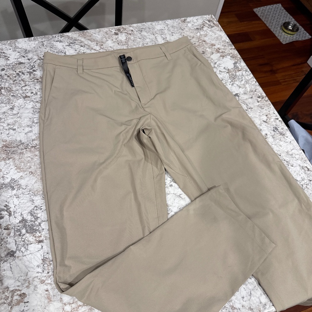 Lululemon Commission pant
